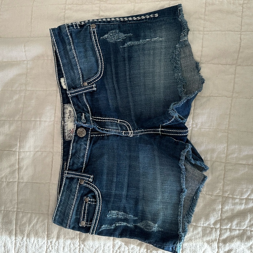 BKE shorts - Picture 2 of 3